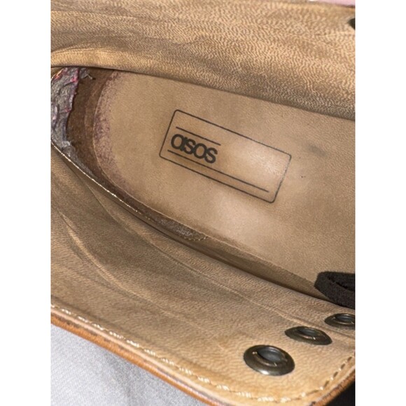 Size 9 - ASOS Men’s Brown Leather Brogue Wingtip Boots - Picture 7 of 8